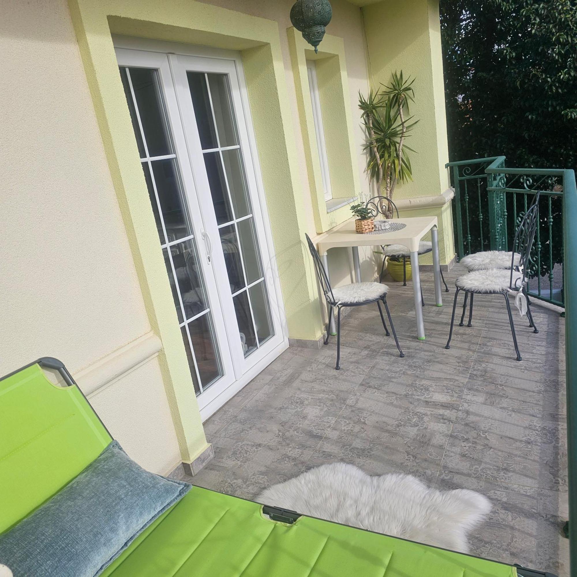 Villa Tamara Биоград на Мору Екстериор снимка